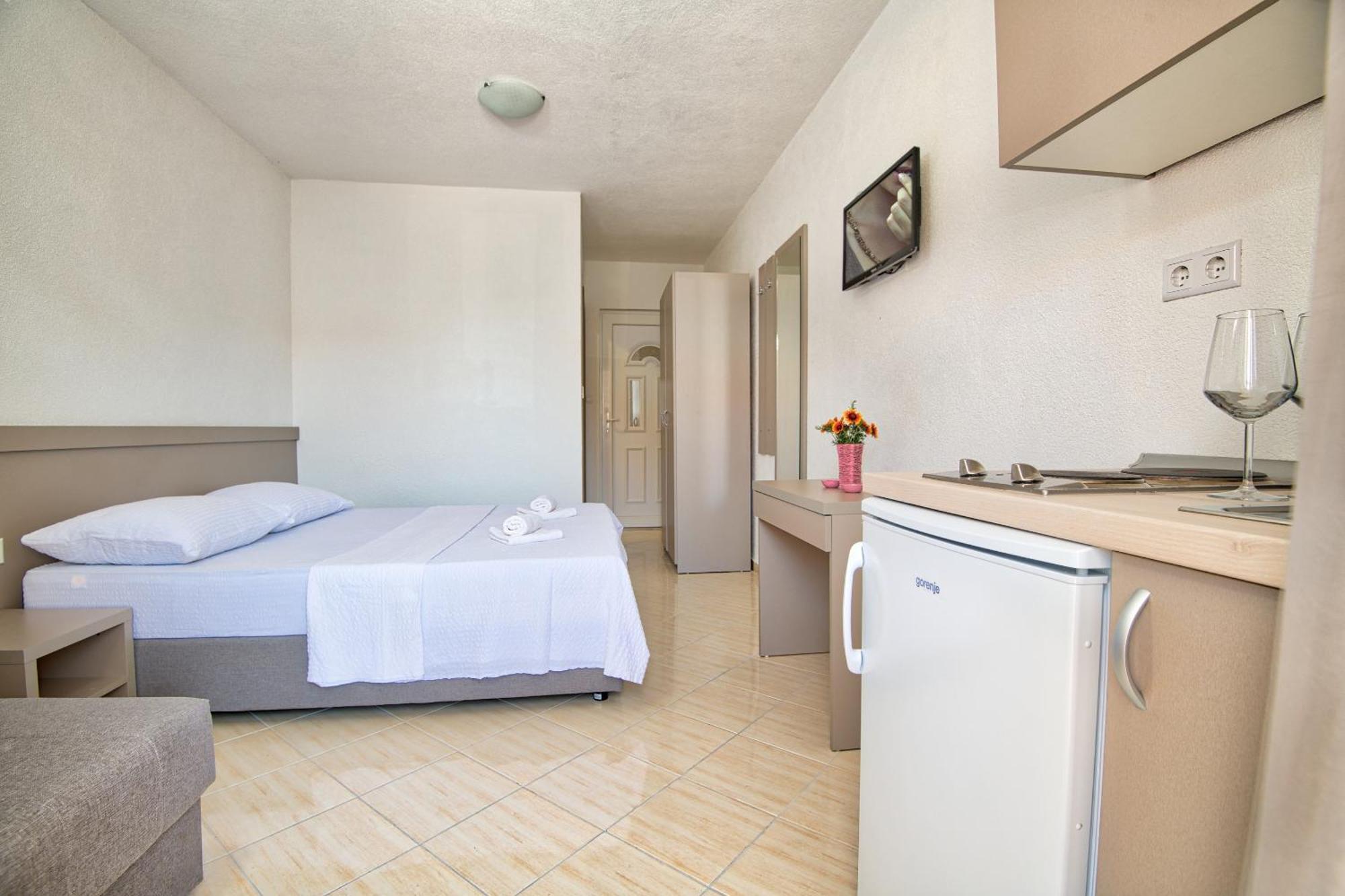 Studio & Apartments More Neum Exterior photo